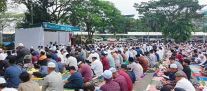 Ribuan Warga Samarinda Laksanakan Shalat Iduladha 1446 H di GOR Sempaja, Khutbah Soroti Nilai Ketaatan Nabi Ibrahim